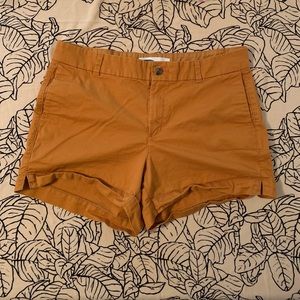 dark mustard everyday short